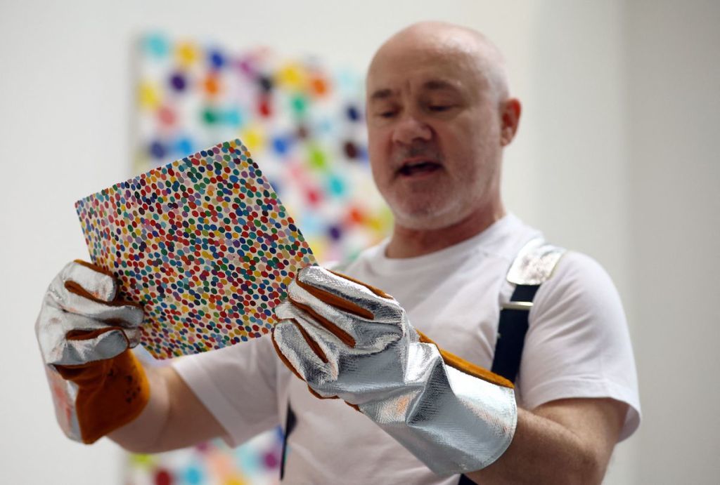 thecurrencydamienhirst