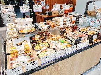 小田急百貨店、小田急エース北館「SHINJUKU DELISH PARK」にデパ地下のお弁当・惣菜の自主編集売場「デリパのちか弁」をオープン