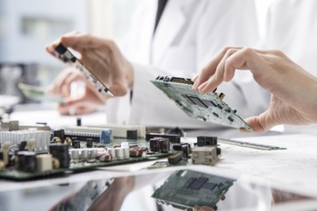 「半導体不足」で車の納期は通常の2倍に!? 実際に日常生活に与える影響は?