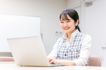 TAC、完全子会社間で吸収合併実施へ