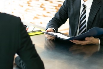 IT人材不足の危機!中小企業が人材戦争で勝つための急げる対策