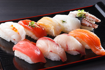 テンポスホールディングス、鮮魚卸や飲食業のヤマトを子会社化へ