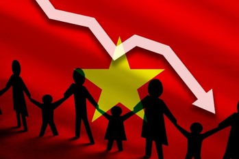 物理学者だったメルケルはなぜ首相になった?その歩みと引退後の影響