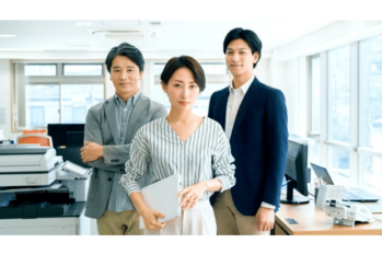 2つのリーダーシップ ~「人を導く」のか「人を率いる」のか