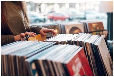 CCCマーケティング総合研究所、音楽に関する調査、広がる「音楽に関連する消費」、アーティストグッズ購入でより音楽を楽しむ