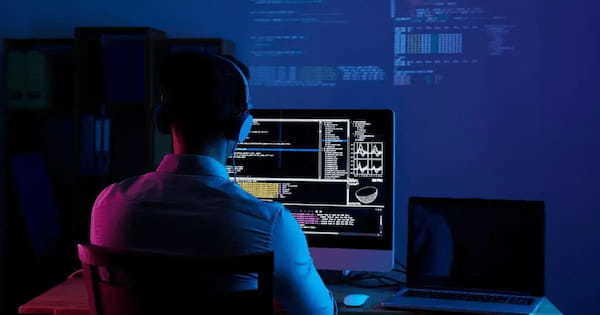 Web3開発者数が1年で約40%減──次の時代を切り開く要素とは?
