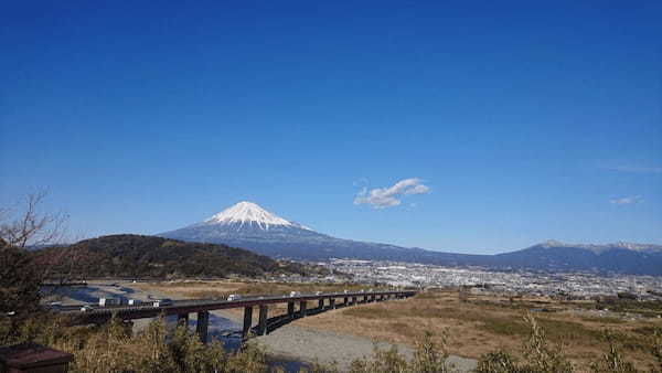 日本を代表する高速道路「東名」！ 魅力的なSAPAに絶景スポットの数々。何度でも利用したくなる東名の魅力とは