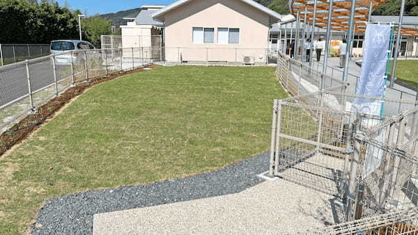 千葉県の人気道の駅「保田小学校」に新施設誕生！ 滞在が楽しめる新たな拠点はなぜできたのか？