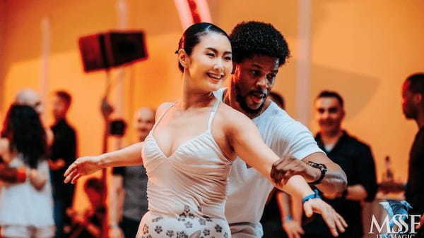 ダンスを通して心を通じ合う、日本の未来のサルサダンサーへのメッセージ