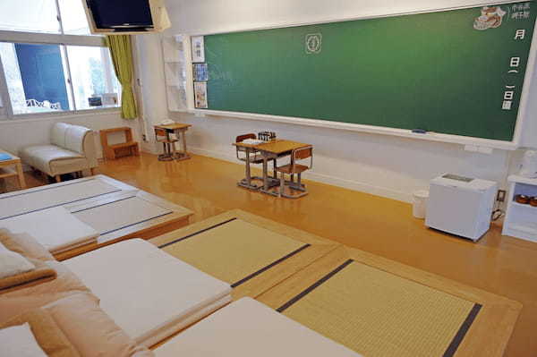 千葉県の人気道の駅「保田小学校」に新施設誕生！ 滞在が楽しめる新たな拠点はなぜできたのか？