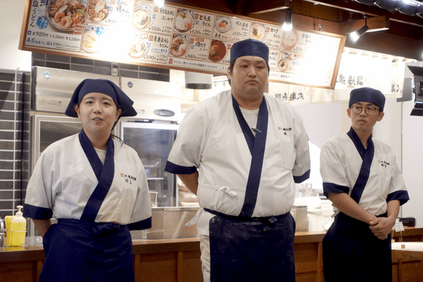 丸亀製麺、冷たいうどん「旨辛 豚つけ汁うどん」と「柑橘香る ねばとろ鶏ぶっかけうどん」を期間限定販売