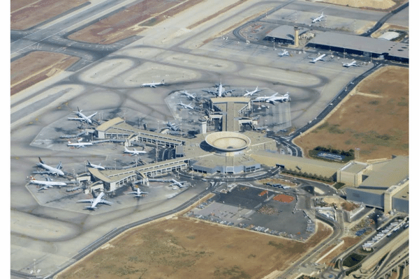 ベン・グリオン空港（出典：Chris Hoare, Overflying Ben Gurion Airport）