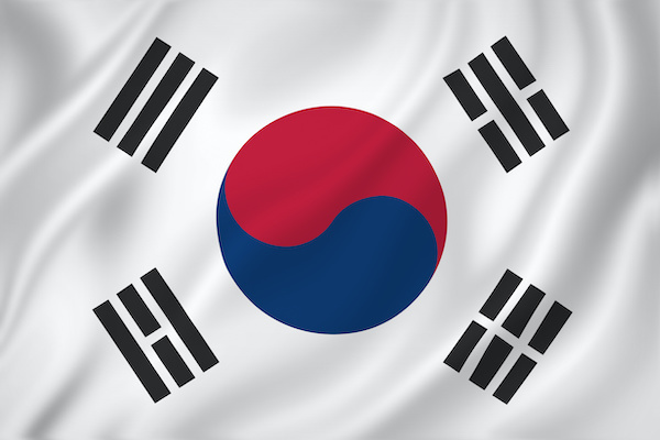 感染者急増の韓国、急減した日本　明暗を分けた要因は？