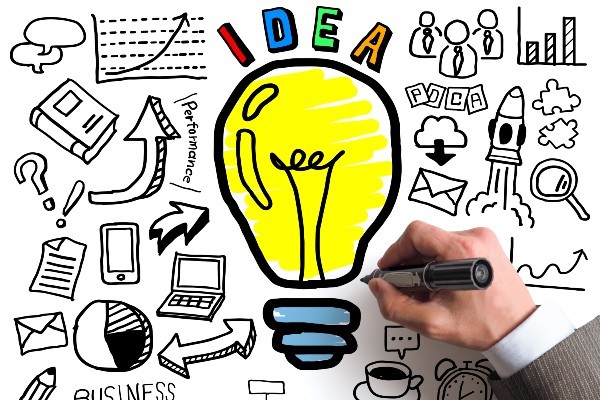 新規事業のアイデア発想法とは？10個の役立つフレームワークや考え方のポイントなどを解説