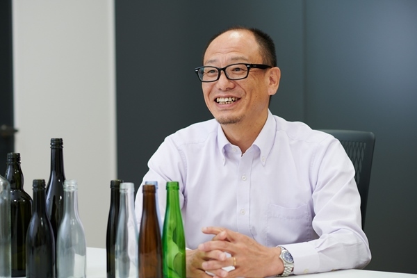 津村氏