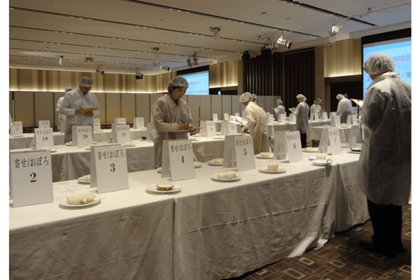 「全国豆腐品評会」審査の様子