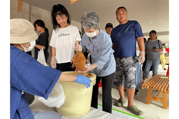 目玉企画の「みそ詰め放題」