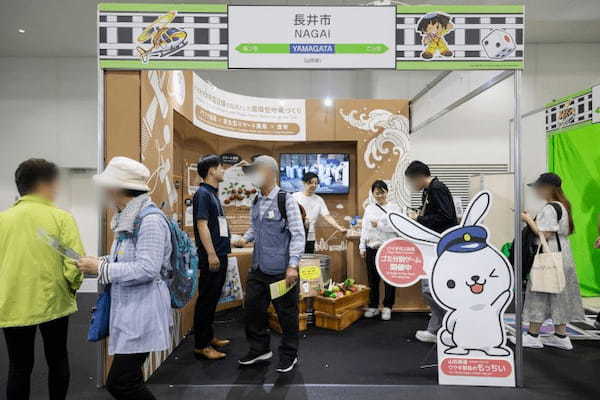 環境に配慮した山形県長井市の“全部段ボール”ブースが話題、地方創生SDGsフェスで循環型社会の取り組みが注目集める