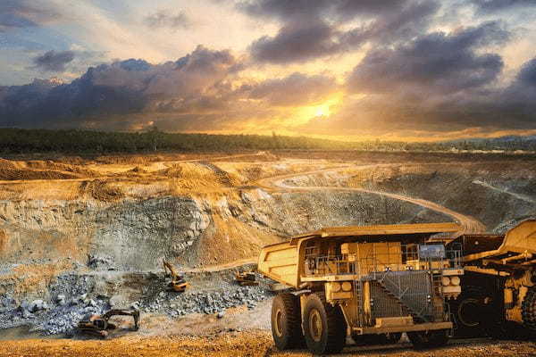 コマツ、坑内掘り鉱山機械メーカーのドイツGHH社を買収