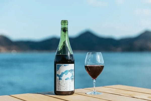 瀬戸内醸造所が地域の魅力を広めるプロジェクトを始動。年間1,500本限定生産の熟成ワイン優先購入権など、保有特典付きトークンの発行・販売を開始！