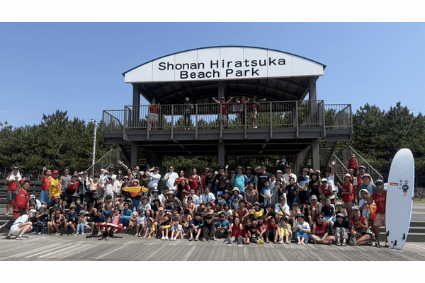 サーフィンを通じて海の大切さを伝えたい!世界大会の入賞実績を持つプロサーファーが教える「海の学校」とは?
