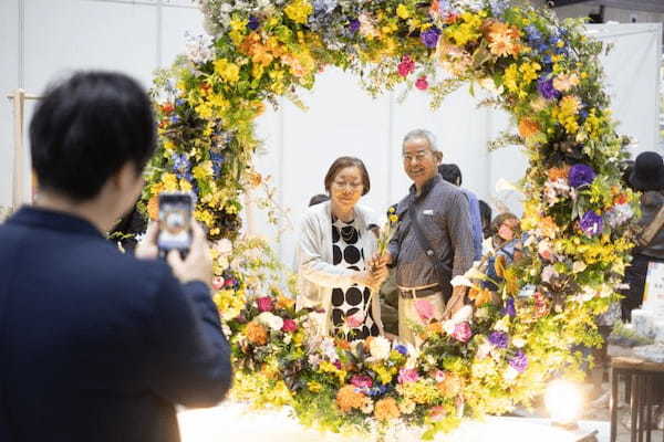 横浜市で幸せを花でつなぐ「“幸せのお福分け”シェアフラワーSTYLE」が始動、結婚式装花に新たな命が吹き込まれる