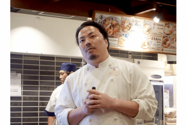 丸亀製麺、冷たいうどん「旨辛 豚つけ汁うどん」と「柑橘香る ねばとろ鶏ぶっかけうどん」を期間限定販売