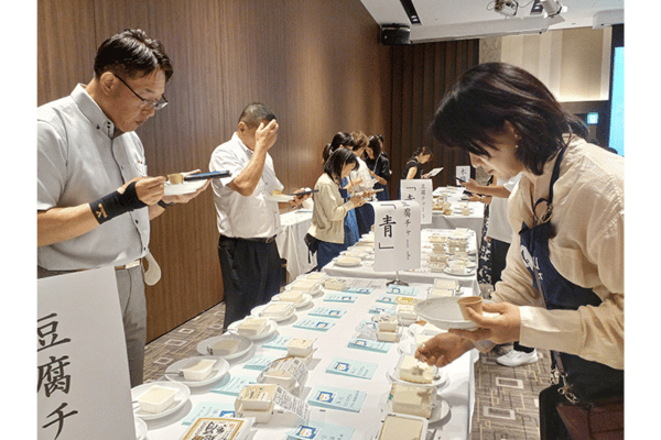 試食会の様子