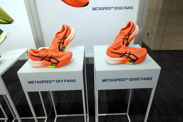 アシックス、トップアスリート向けランニングシューズ「METASPEED RAY」「METASPEED SKY TOKYO」「METASPEED EDGE TOKYO」を発売