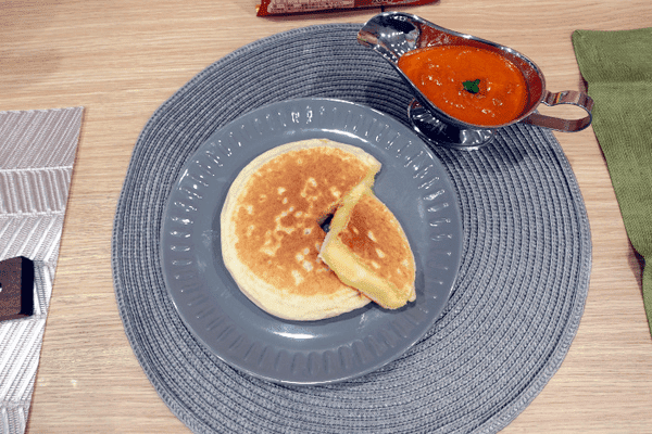 昭和産業、家庭用秋冬新商品「極サクッから揚げ粉」「SHOWAホットケーキミックス600g」「オレインリッチ」を使った試食会を開催
