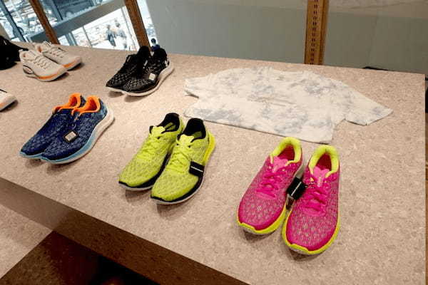 ドーム、アンダーアーマーがシューズに特化したポップアップストア「UNDER ARMOUR FOOTWEAR PARK」を東京・原宿にオープン