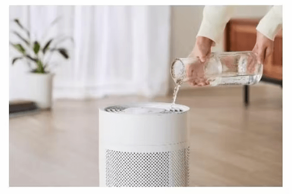 アイリスオーヤマ、工具を使わずに本体からファンなどを取り外し水洗いできる「気化式加湿器 enemist」を発売