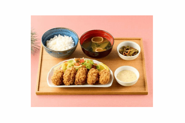 ココスジャパン、季節の食材を使ったメニューや新サラダなど「2025 秋冬グランドメニュー」を導入