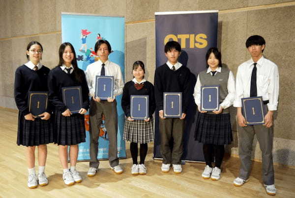 オーチス主催の国際プレゼン大会で札幌日本大学高等学校が特別賞受賞、AIで高齢者等の移動をスムーズにする 車いすを考案