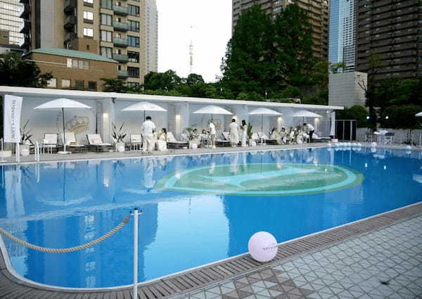 ANAインターコンチネンタルホテル東京、ガーデンプールをオープン、「Poolside Lounge with Moet＆Chandon」を期間限定開催