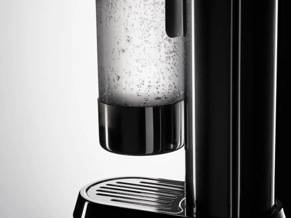 ソーダストリーム、クラフトマンシップ・モデル「enso(エンソウ)」の新色として“マットブラック”と“マットサンド”を発売