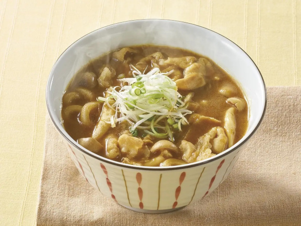 すかいらーくレストランツ、「ジョナサン」で「カレー南蛮うどん」「酸辣湯麺」などを復活販売