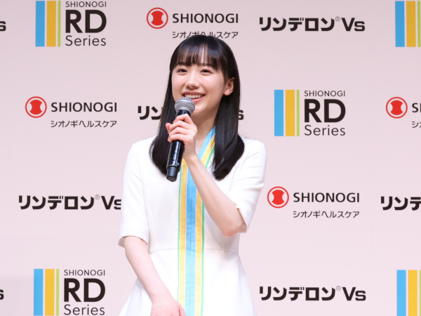 シオノギヘルスケア、芦田愛菜さんを起用した「リンデロンVs」シリーズの新TV－CMを放映、リンデロンの使者として魅力を伝える