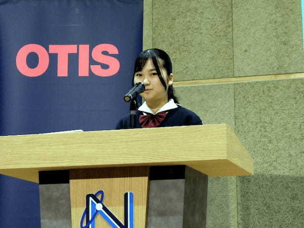オーチス主催の国際プレゼン大会で札幌日本大学高等学校が特別賞受賞、AIで高齢者等の移動をスムーズにする 車いすを考案