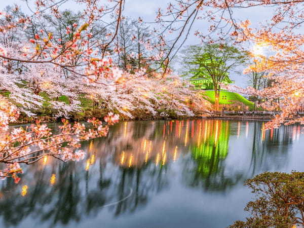 この春に見に行きたい「絵画のような桜絶景」ランキング発表！日本三大夜城のひとつに青森県の世界一の桜並木も