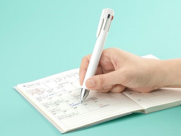 ゼブラ、筆記時に生じる振動を制御したブレない5機能ペン「ブレン 4＋S」を発売