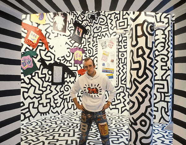 キース・ヘリング「Pop Shop」© Keith Haring Foundation Photo by Tseng Kwong Chi | © Muna Tseng Dance Projects, Inc., New York