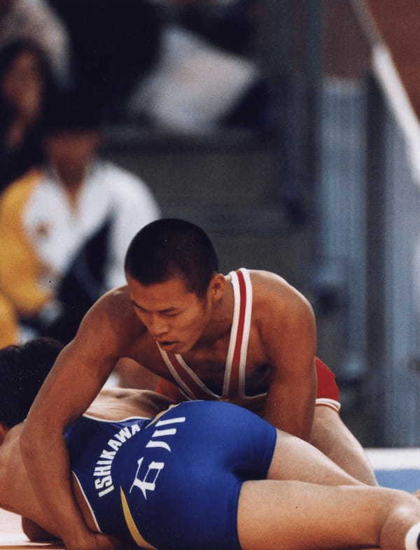 エンタメやスポーツで国民を豊かな生活に導く政治家に転身した元格闘家の思いとは