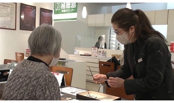 ビジョンメガネ社長 西澤明洋,カンブリア宮殿