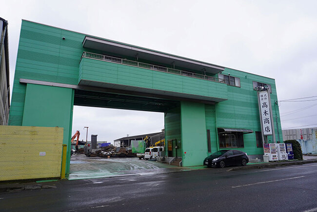 金属資源のリサイクルを通じて経済と環境の両面で社会に貢献 社内情報の保護に複数のセキュリティ機器を導入 高木商店(香川県)