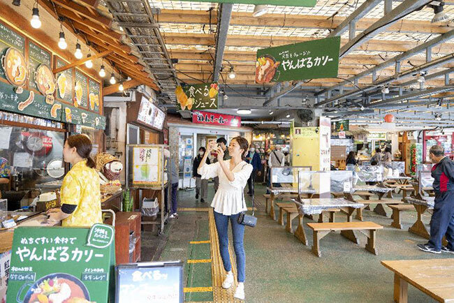 「すべては笑顔のために」年間120万人来店の農水産物の直売所　利用者視点から業務のデジタル化に取り組む　ONNA（沖縄県）