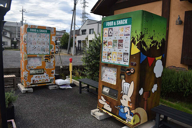 うさぎキャラクターが紡ぐ新しいスイーツの世界　「コンテンツを売る」洋菓子店が業界に新風を吹き込む　2ひきのうさぎ（群馬県）