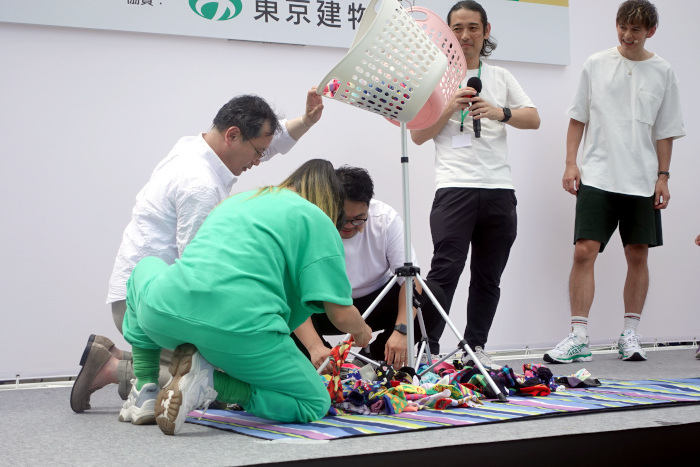 東京建物、 都立明治公園の緑の中で気軽にスポーツを楽しむイベント「GREEN PLAY PARK」を開催、AIさんが「ゆるスポーツ」に挑戦