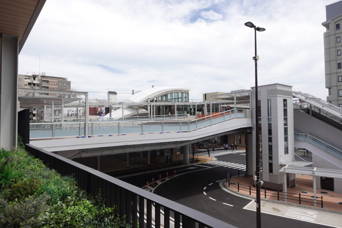 三井不動産、東京メトロ千代田線北綾瀬駅直結のライフスタイル型商業施設「三井ショッピングパーク ららテラス北綾瀬」を開業