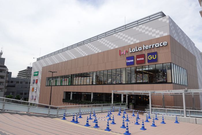 三井不動産、東京メトロ千代田線北綾瀬駅直結のライフスタイル型商業施設「三井ショッピングパーク ららテラス北綾瀬」を開業